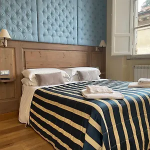 Chalet Lucca Bed & Breakfast
